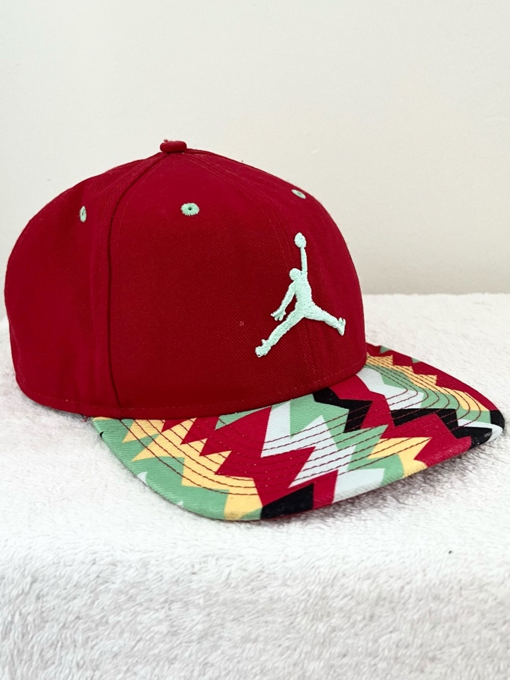 Jordan Hare Jumpman Snapback Hat Red Geometric Brim